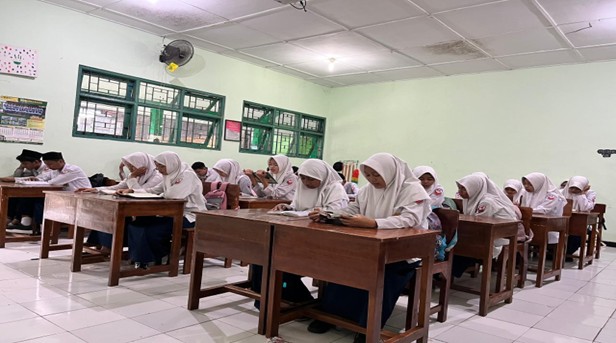 Mengawali Hari dengan Al-Qur’an: Semangat Tadarus Siswa MTsN 9 Bantul di Ramadan 1447 H